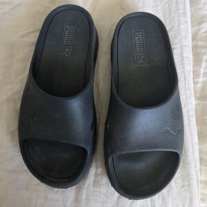Puma Classic Black Slides